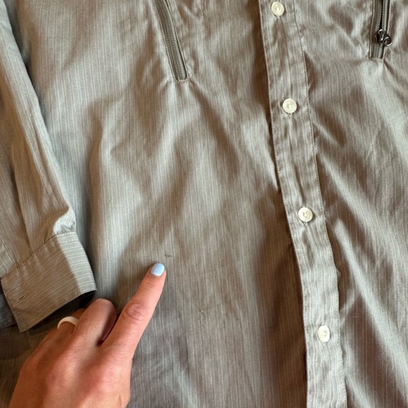 Patagonia Mens L Button-Up Shirt Gray Striped Outdoor Hiking Vented Back F113 - Picture 9 of 10